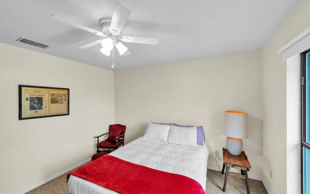 Lake House At Granbury 3 Bedroom Home