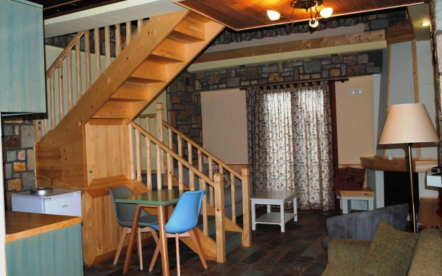 Oreiades Suites