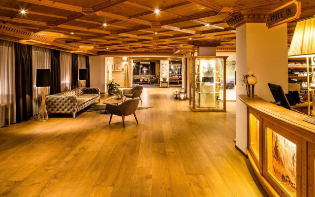 Alpenroyal Hotel