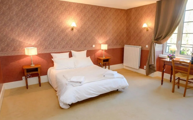 Logis Hotel Restaurant La Tour de Ciron