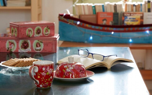 Flower and Crafts - Eco Farm Houses