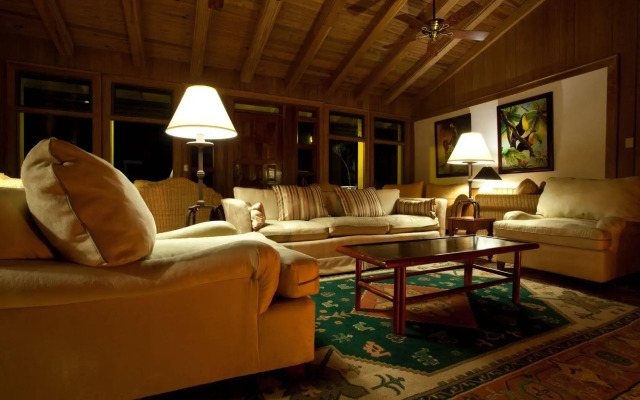 Hidden Valley Wilderness Lodge