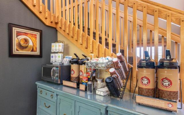 SureStay Plus Hotel by Best Western Litchfield