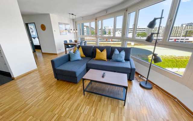 Zug Central Business Apartment