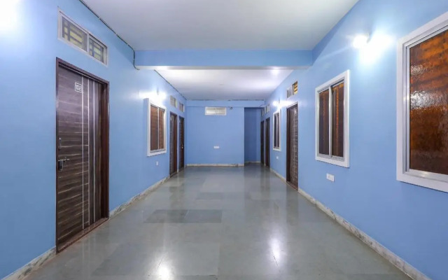 Moments Cafe And Restaurant by OYO Rooms