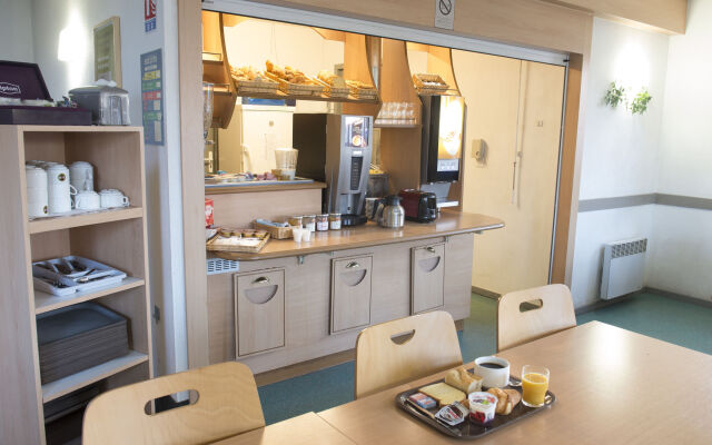 B&B HOTEL Beaune Sud (2)
