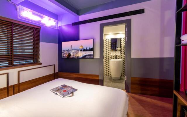 Stay Inn Hostel