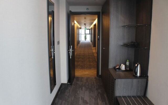 Muong Thanh Grand Bai Chay Hotel