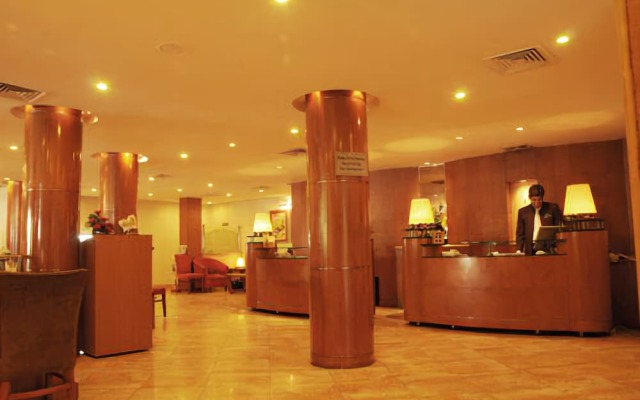 Hotel Baseraa