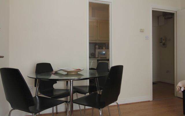 South City Centre Apartment