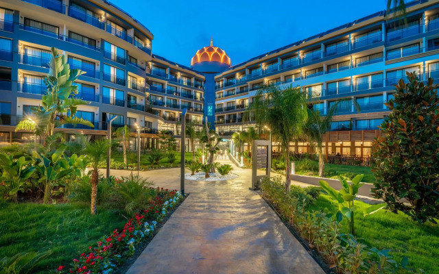 Arnor De Luxe Hotel