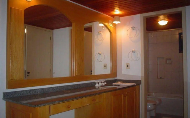 Praias Brancas Apart-Hotel