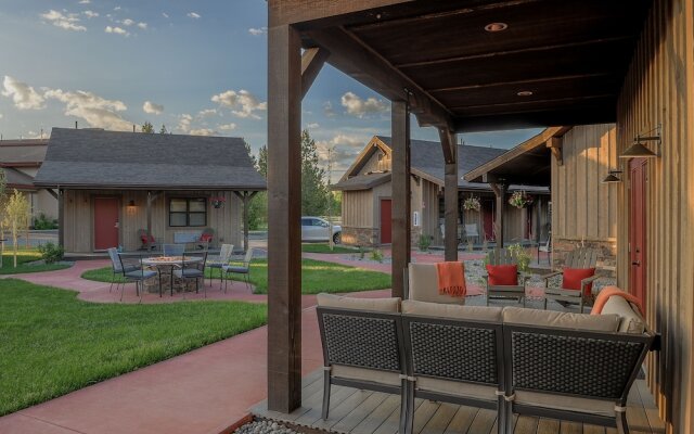 Golden Stone Inn