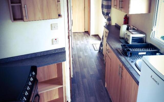 18 Nutmeg Grove