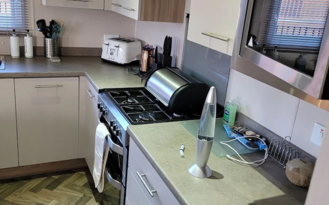 Remarkable 3-bed House in Hull