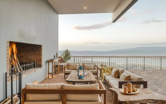 Ngorongoro Wildlife Lodge