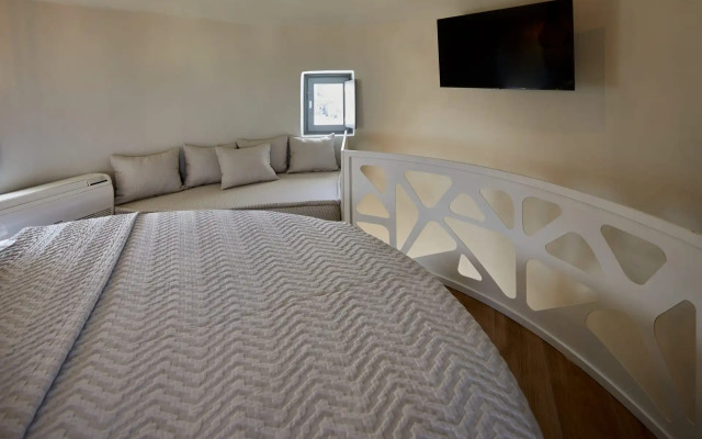 Aecon Suites