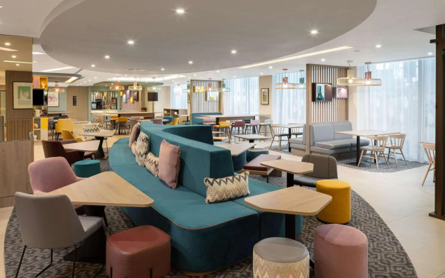 Hampton by Hilton London City
