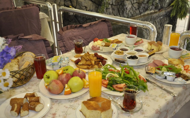 Hotel Kayalar