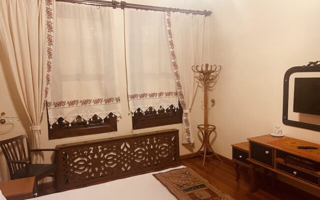 Küçükağa Konağı