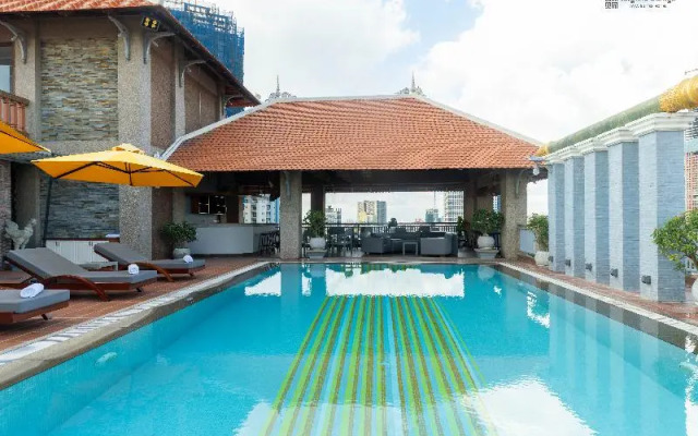 Jaya Suites Hotel