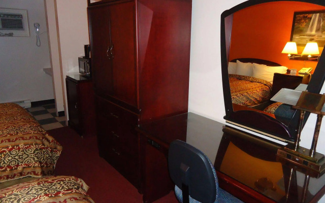 Imperial Fireside Inn