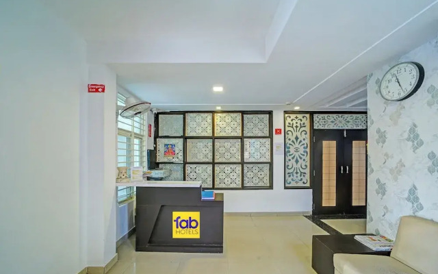 Fabhotel Konark Green
