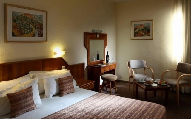 Jerusalem Gate Hotel