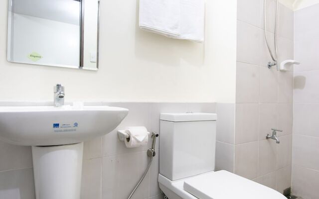 Oyo 445 Vinia Residences by Filinvest