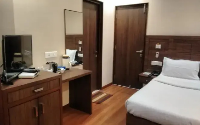 Majestic Annexe