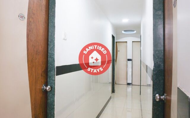 OYO 40687 Silver Star Executive