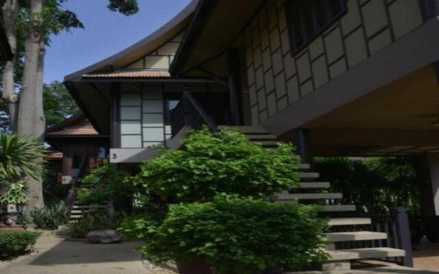 Baan Salathai Hua Hin