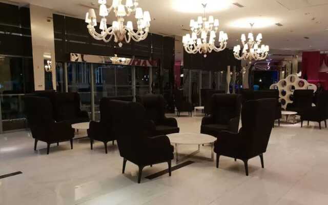 Azure Luxury City Suites by VacationsPH