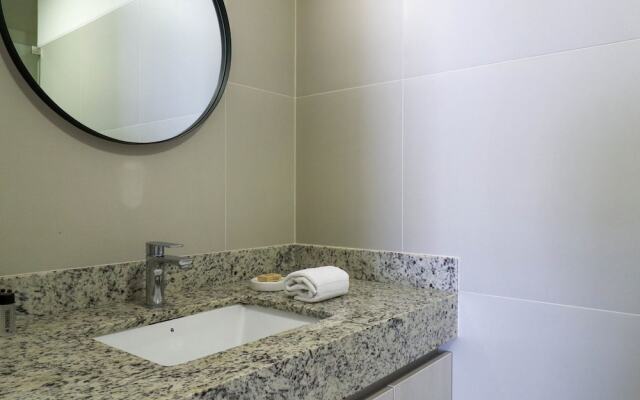 w Bright 2BR Duplex in Miraflores
