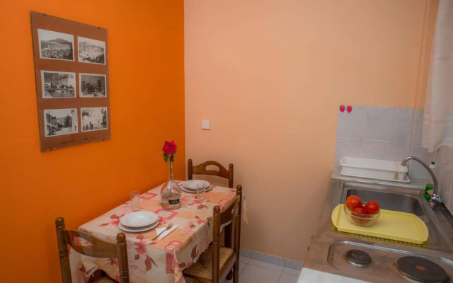 Filoxenia Studios & Apartments