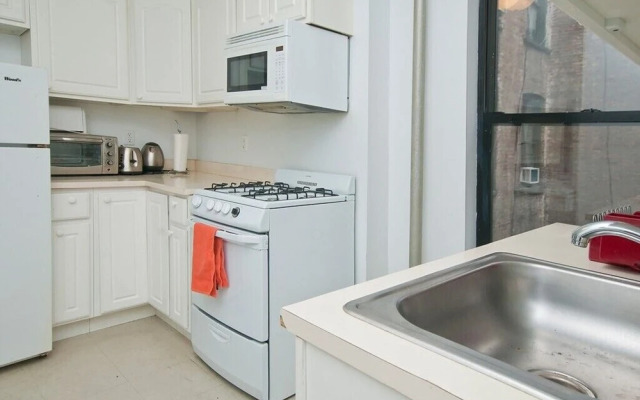 True 2 BR - Upper East / 335#9