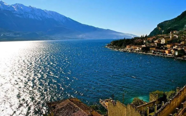 Versine Luxury Apartment