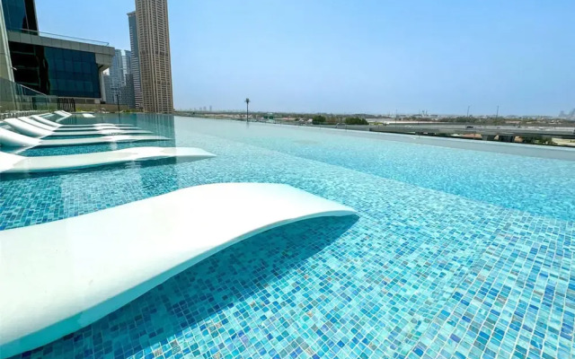 Business Bay - Urban Oasis 2406
