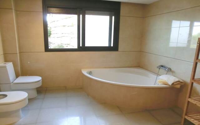 104664 - Villa in Lloret de Mar