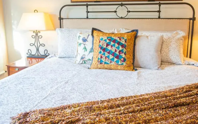 Western Star Ahwatukee