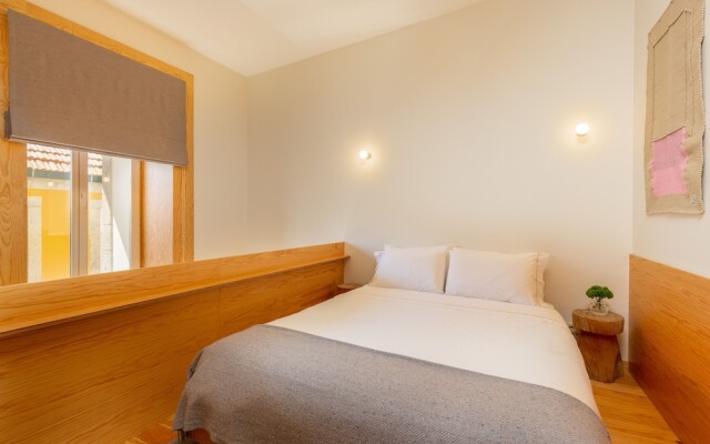 Tripas-Coração, Cordoaria River and Garden View