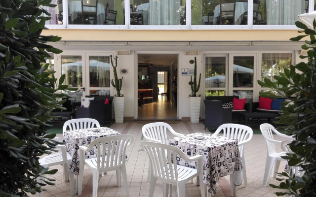 Hotel Sandra