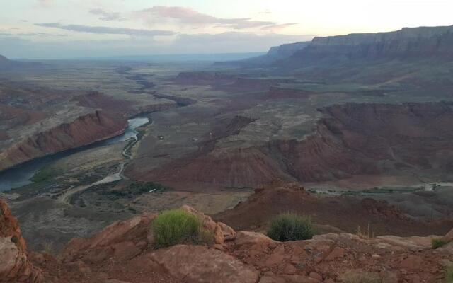 Lake Powell Canyon Inn