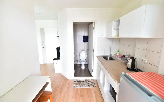 Lumpini Wongamat Suites