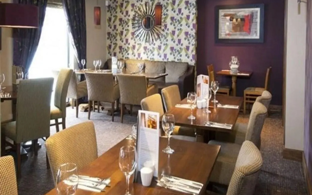 Premier Inn Chelmsford - Springfield