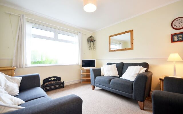 5 Harbour Court