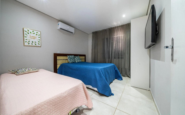 274 - Excelente apto 02 dormitórios em Mariscal