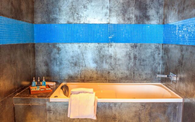R Degrees Boutique Hotel & Spa