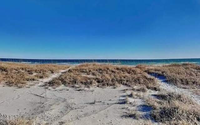 You-N-Sea by Topsail Realty