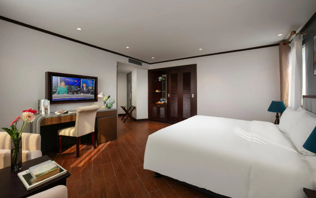 May De Ville Trendy Hotel & Spa